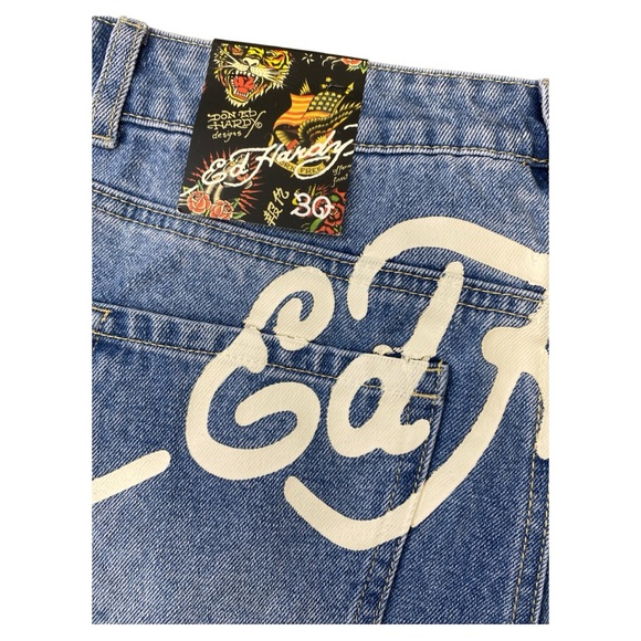 Ed Hardy LOVE ETERNAL DENIM SHORTS Size 30 NWT - Picture 6 of 9